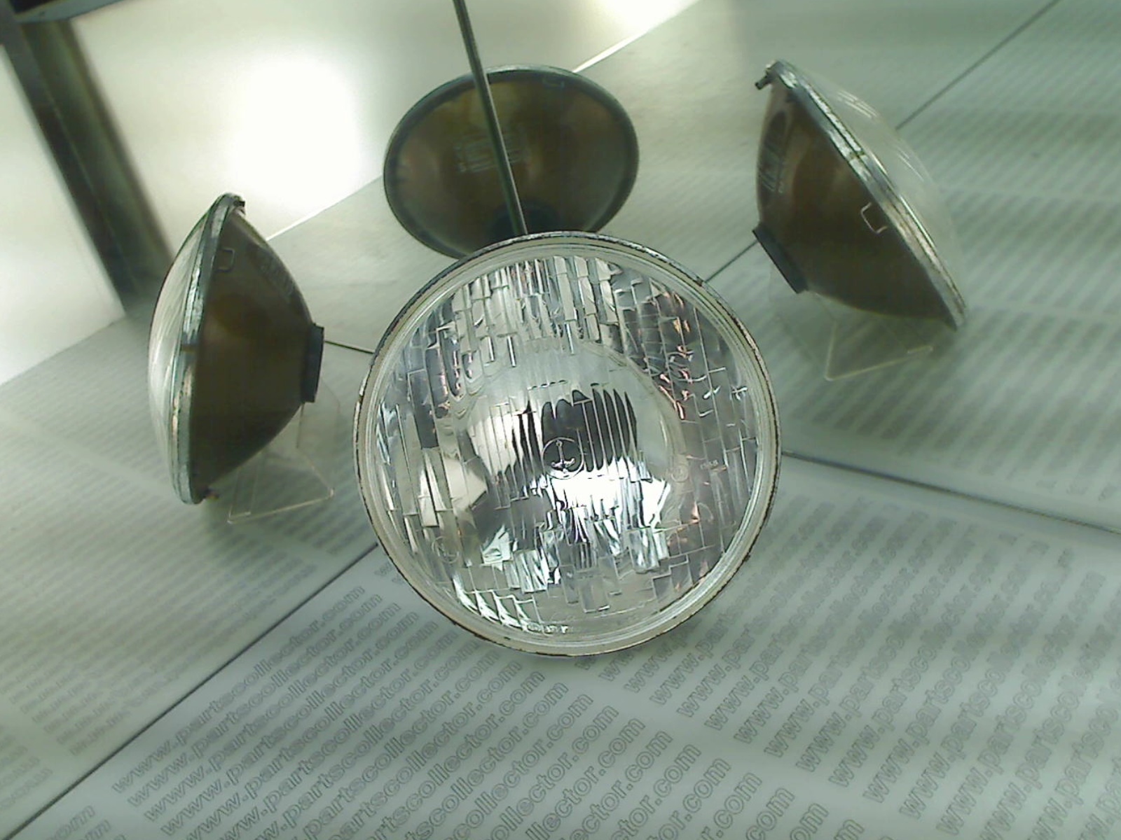 CARELLO 00.508.010 - 00.508.816 - 00.497.810 - 00.497.810 Lighting system code 8541 compatible with: ALFA ROMEO ALFA ROMEO, FIAT 103, FIAT 1100